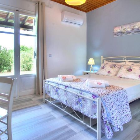 Апартаменты Marilenas House Astrakeri Экстерьер фото