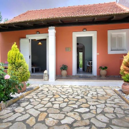 Апартаменты Marilenas House Astrakeri Экстерьер фото